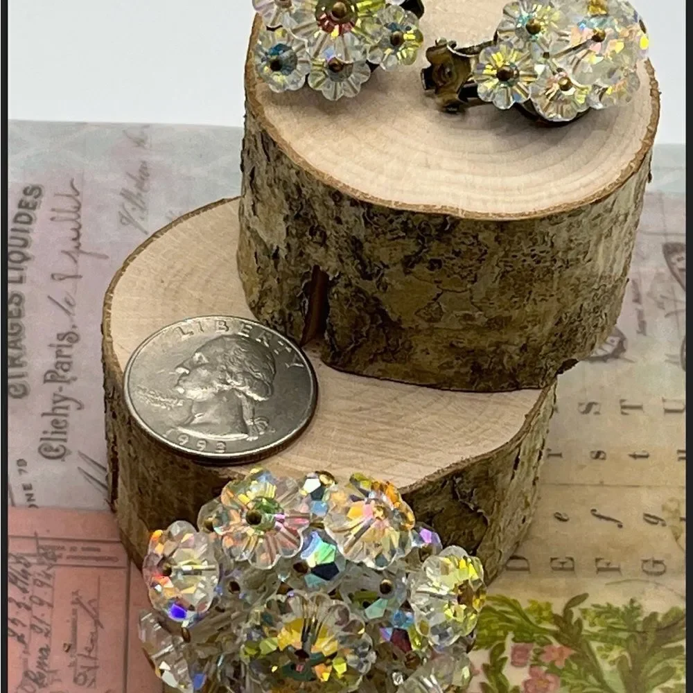 Aurora Borealis Clear Iridescent Faceted Rhinestone Clusters Brooch Earring Vint
